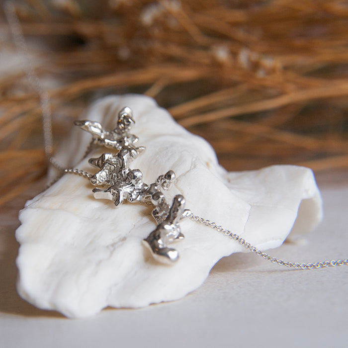 Collar Lokani
